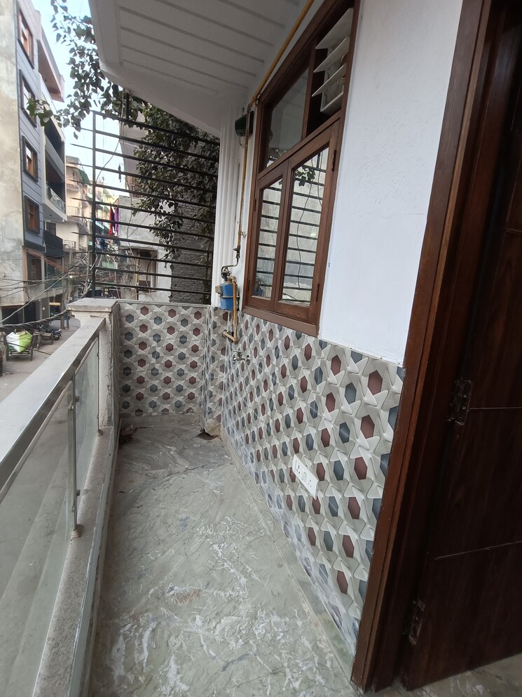 Balcony, malviya nagar 3 Bedroom 1200 Sq.Ft. Builder Floor In Malviya Nagar Delhi 7892695