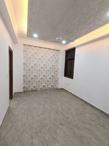 Room in 3 BHK Builder Floor at Malviya Nagar – for Sale