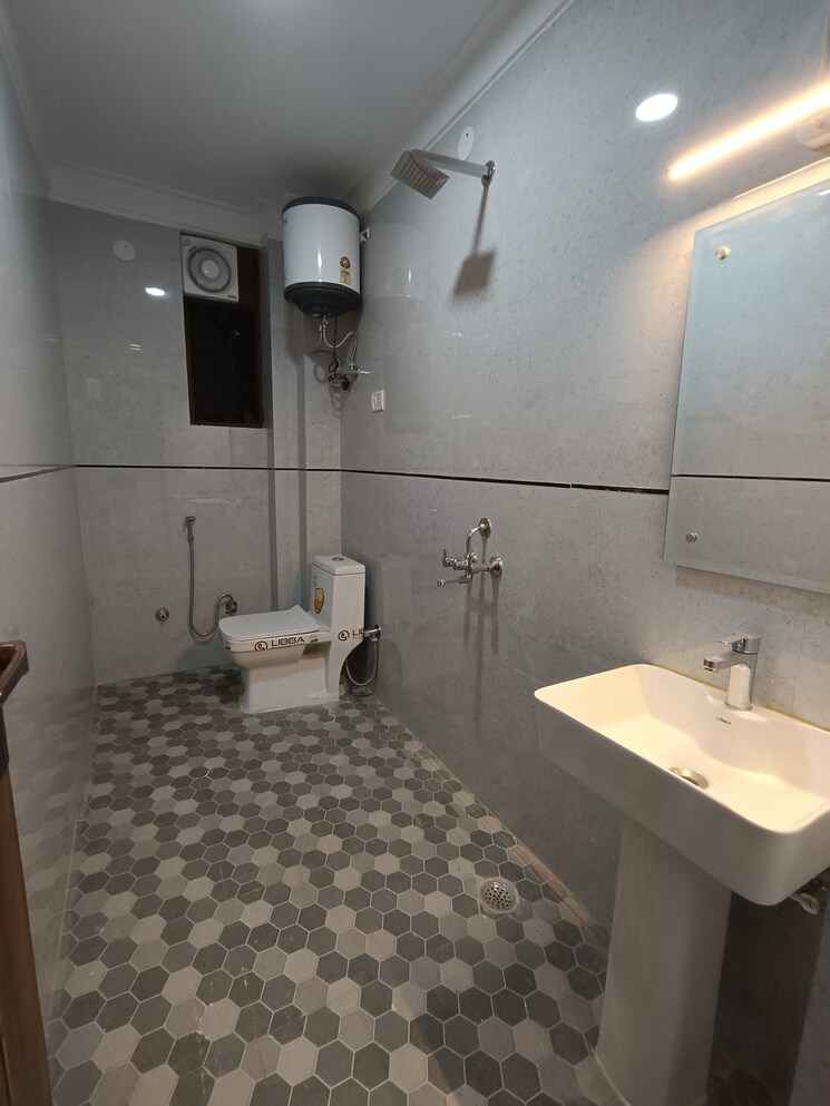 Kitchen, malviya nagar 3 Bedroom 1200 Sq.Ft. Builder Floor In Malviya Nagar Delhi 7892695