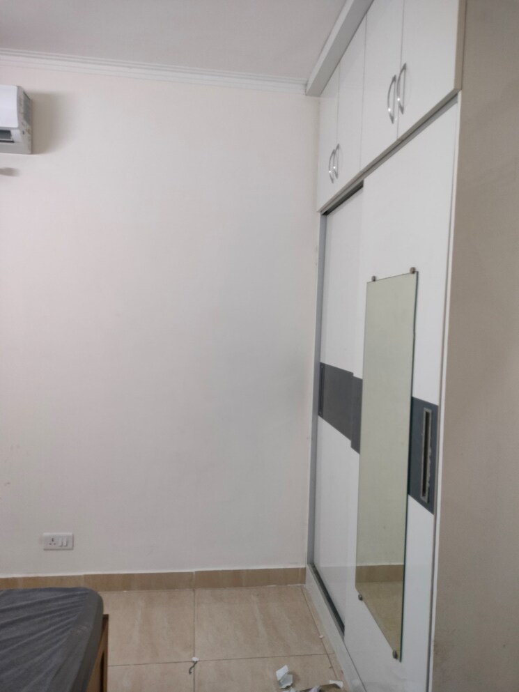 undefined, gaur-city-2-14th-avenue 3 Bedroom 1175 Sq.Ft. Apartment In Sector 16c Greater Noida Greater Noida 7892714