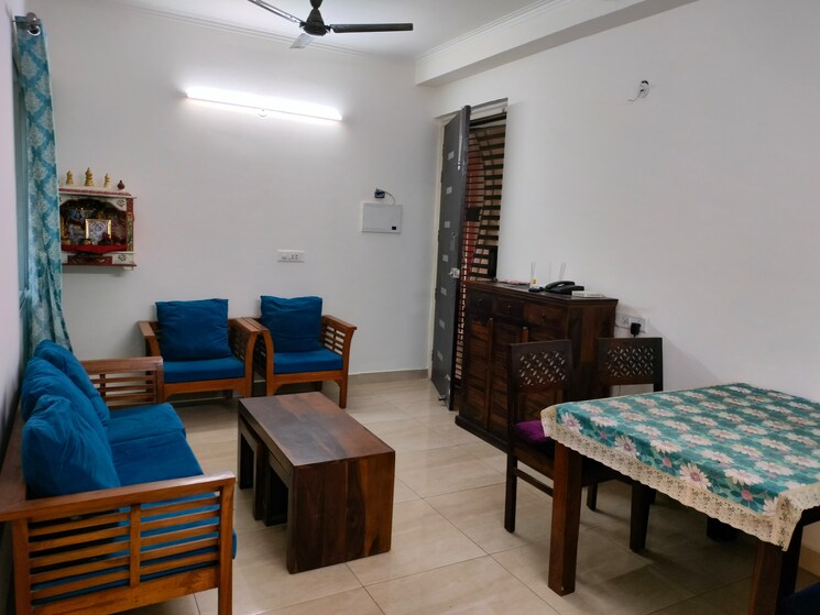 Living Room, gaur-city-2-14th-avenue 3 Bedroom 1175 Sq.Ft. Apartment In Sector 16c Greater Noida Greater Noida 7892714