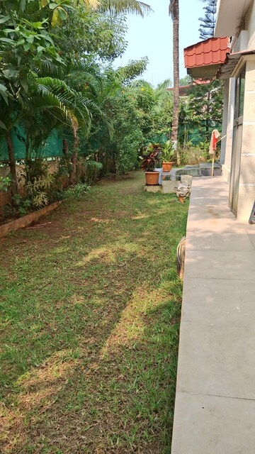 Master Bedroom in 5 BHK Villa at Cosmos Hawaiian Village, Ghodbunder Road – for Sale