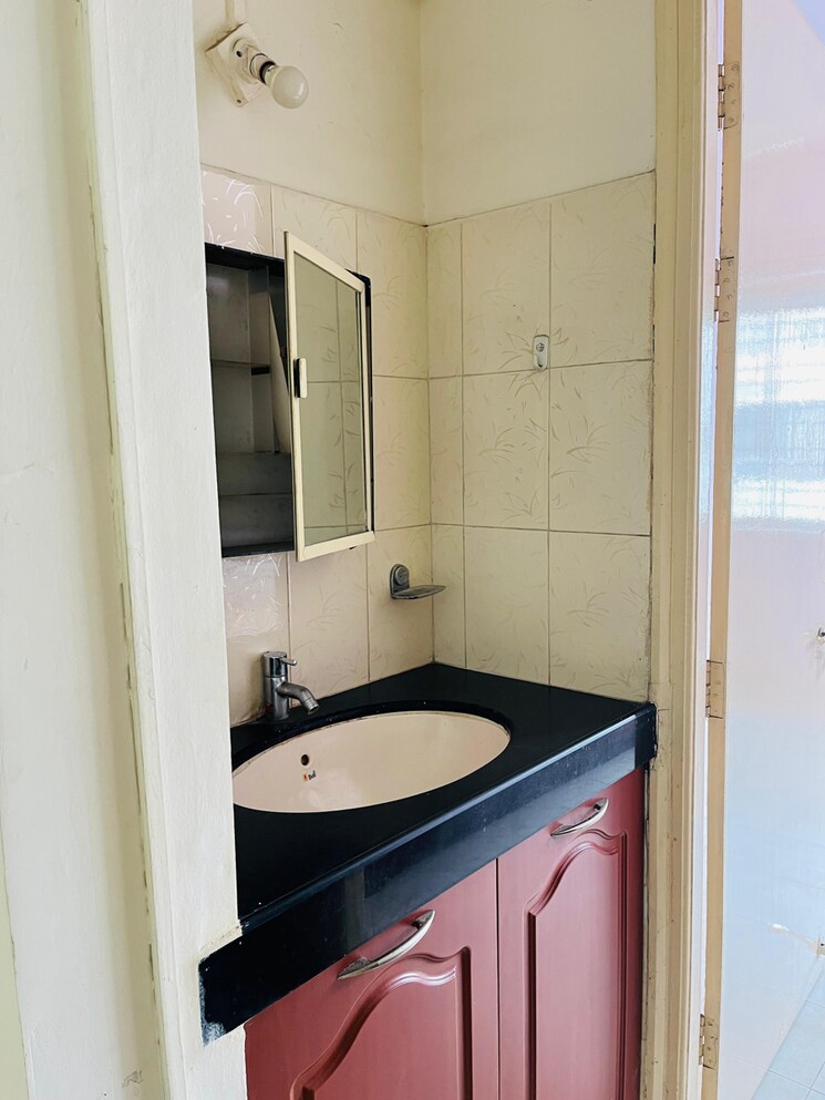 undefined, pramod-vihar-apartments 3 Bedroom 1500 Sq.Ft. Apartment In Walvekar Nagar Pune 7892787