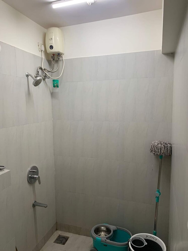 Bathroom, uk-luxecity 1 Bedroom 397 Sq.Ft. Apartment In Kandivali East Mumbai 7892810