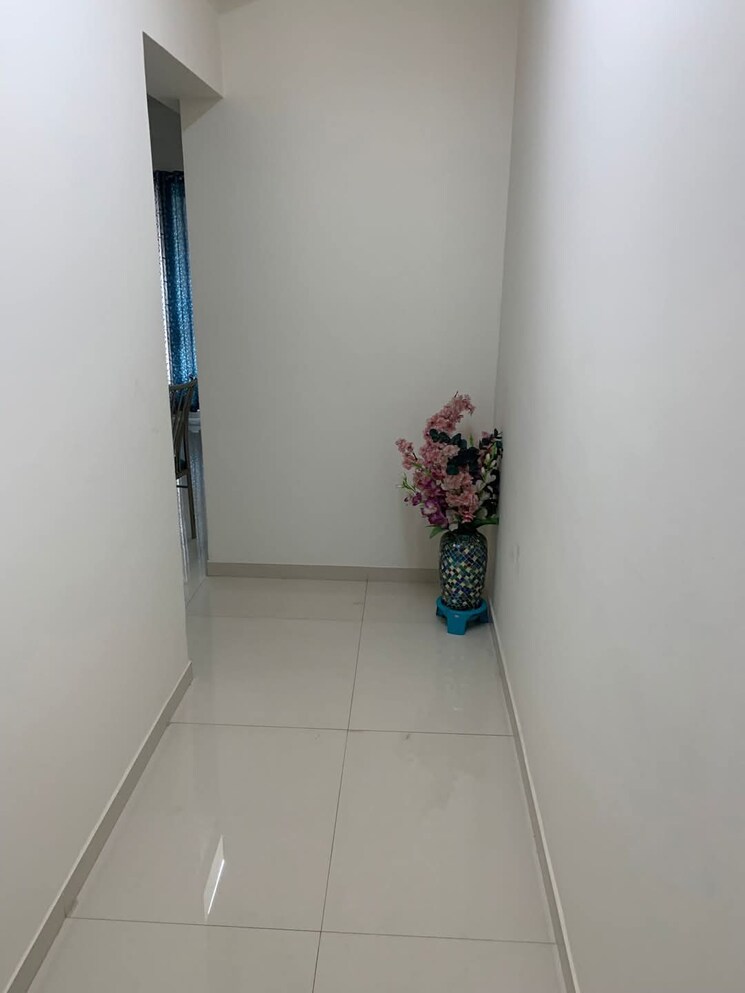 Room, uk-luxecity 1 Bedroom 397 Sq.Ft. Apartment In Kandivali East Mumbai 7892810