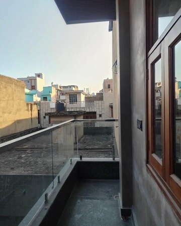Balcony in 1.5 BHK Builder Floor at Shastri Nagar – for Sale