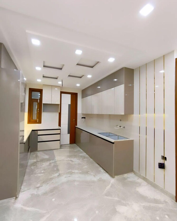 undefined, shastri nagar 3.5 Bedroom 950 Sq.Ft. Builder Floor In Shastri Nagar Delhi 7892824