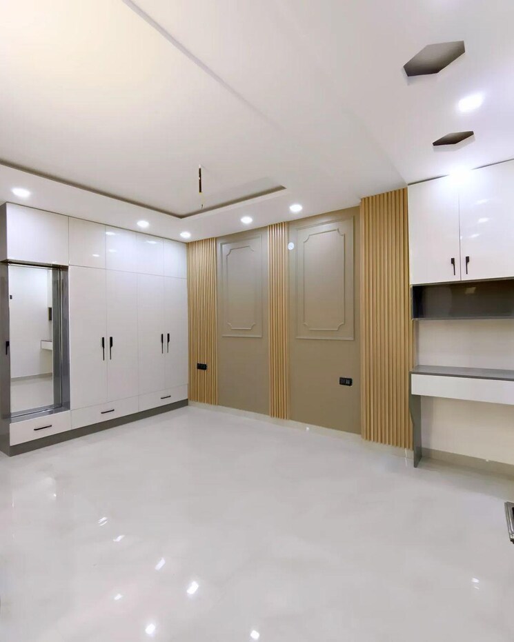 Room, shastri nagar 3.5 Bedroom 950 Sq.Ft. Builder Floor In Shastri Nagar Delhi 7892824