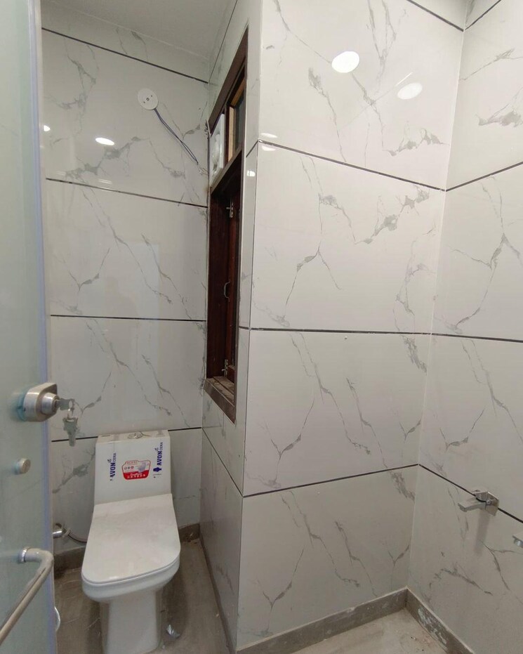 Bathroom, shastri nagar 2.5 Bedroom 475 Sq.Ft. Builder Floor In Shastri Nagar Delhi 7892825