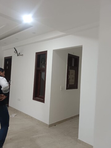 Room in 3.5 BHK Apartment at Sunworld Vanalika, Sector 107 – for Sale