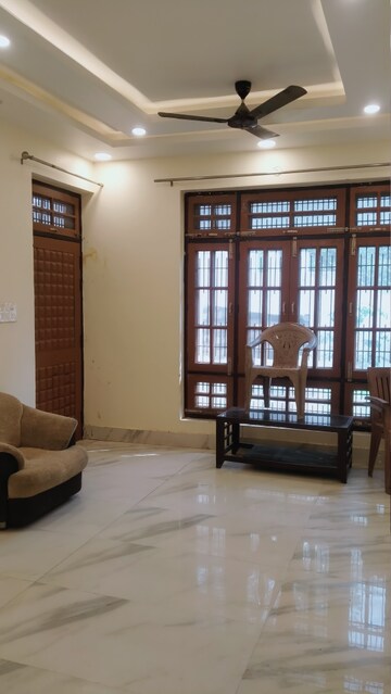Living Room in 4 BHK Independent House at Gomti Nagar – for Rent