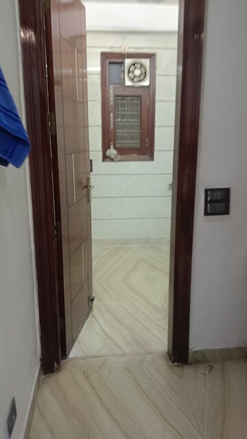Master Bedroom in 1.5 BHK Independent House at Sector 56 – for Rent