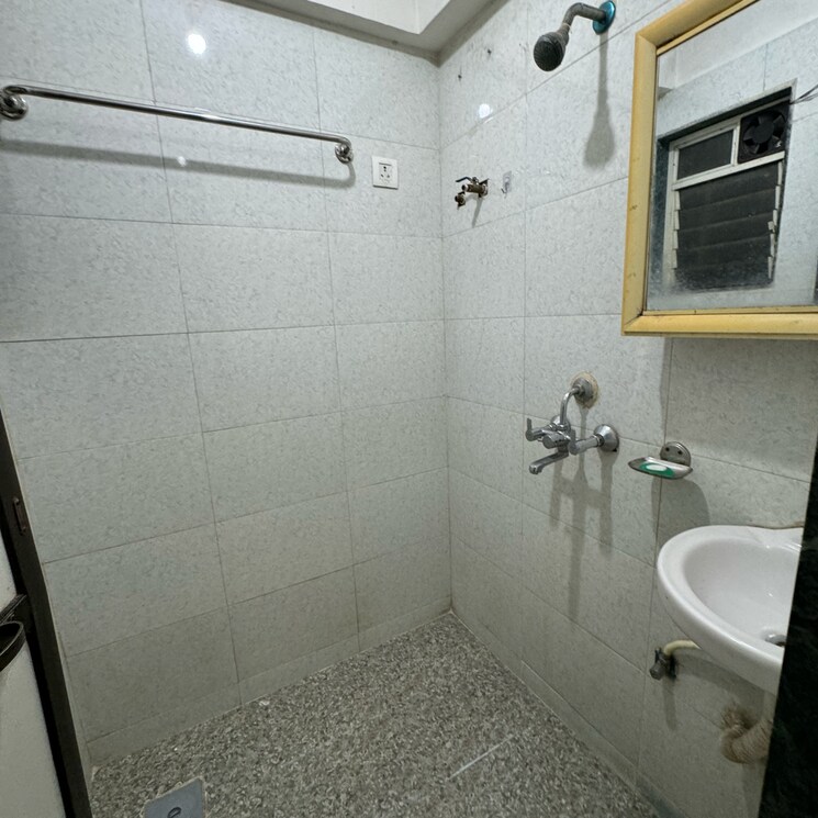 Bathroom, sv-shashwat-park 1 Bedroom 380 Sq.Ft. Apartment In Tembhipada Mumbai 7892999