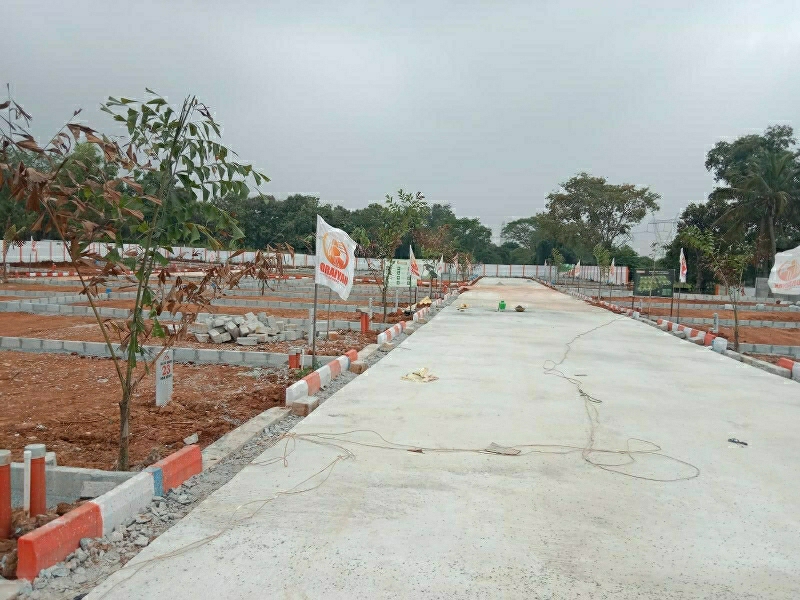 Plot For Sale in Apoorva Township 