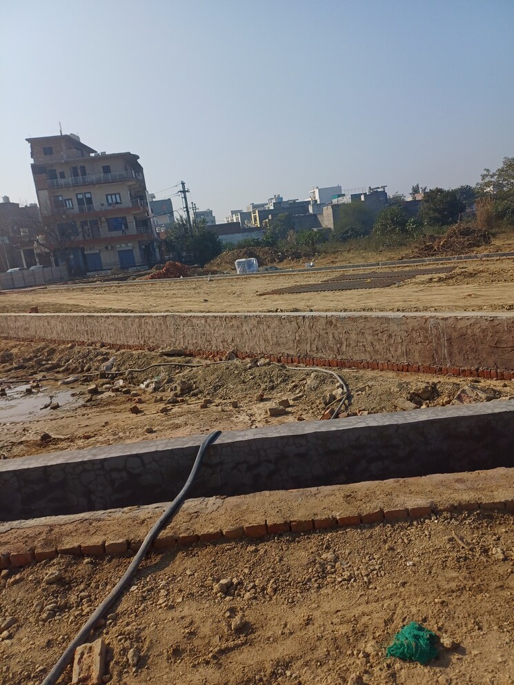 Exterior View, lotus-parkk  200 Sq.Yd. Plot In Surajpur Greater Noida 7893054