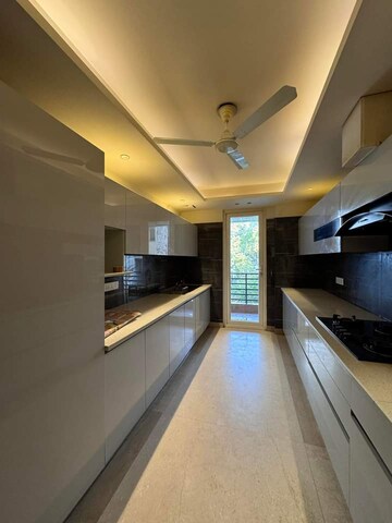 Building Lobby in 4 BHK Apartment at Ireo Victory Valley, Sector 67 – for Rent