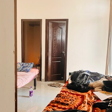 Bedroom in 2 BHK Apartment at Phi 1 Greater Noida – for Rent