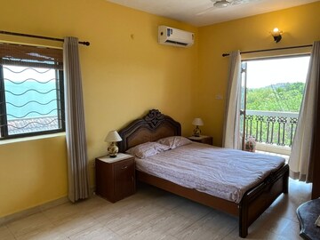 Bedroom in 2 BHK Apartment at Assagao – for Rent