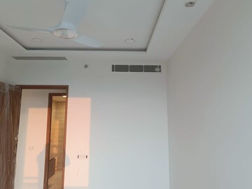 Building Lobby in 2 BHK Apartment at Ambience Creacions, Sector 22 – for Rent
