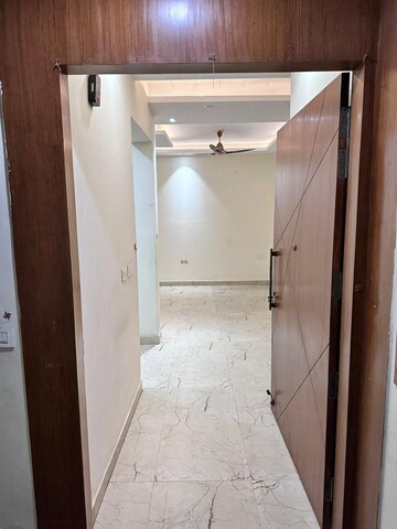 Building Lobby in 3.5 BHK Independent House at Sector 82 – for Rent