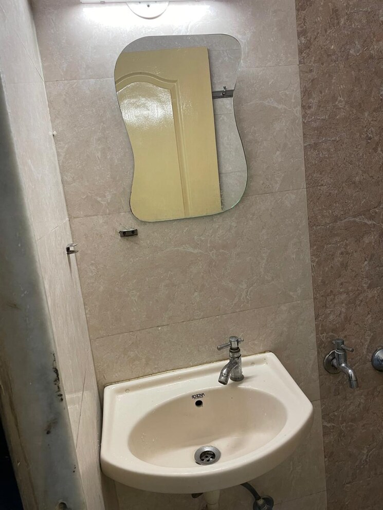 Bathroom, swastik-regalia 2 Bedroom 680 Sq.Ft. Apartment In Waghbil Thane 7893241