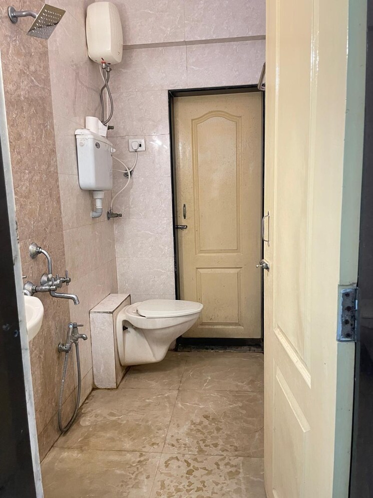Bathroom, swastik-regalia 2 Bedroom 680 Sq.Ft. Apartment In Waghbil Thane 7893241