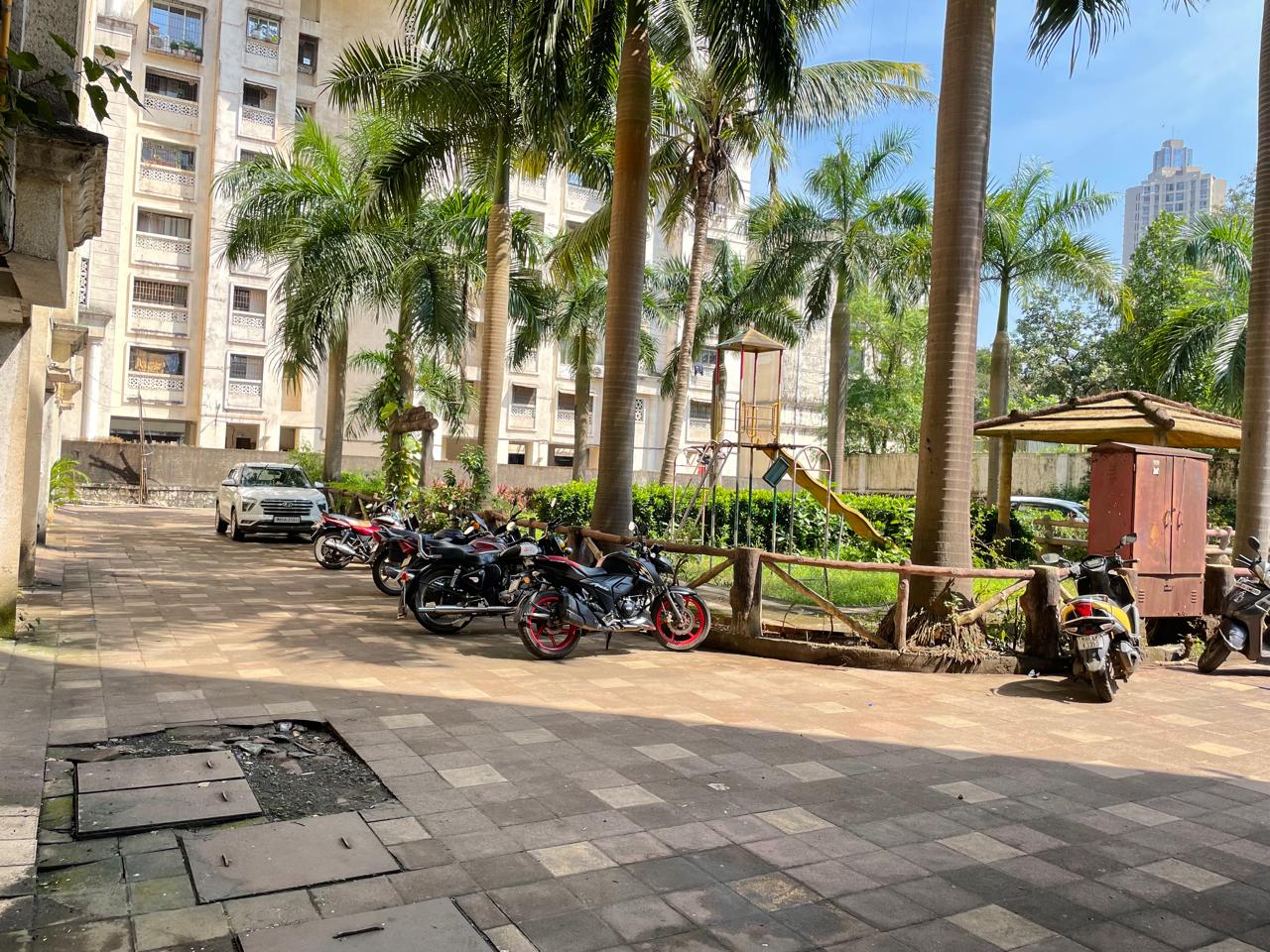 2 BHK + Extra Room Apartment For Sale in Swastik Regalia