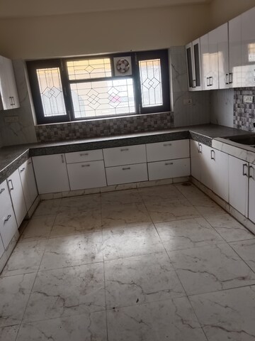 Kitchen in 3.5 BHK Independent House at Sector 82 – for Rent