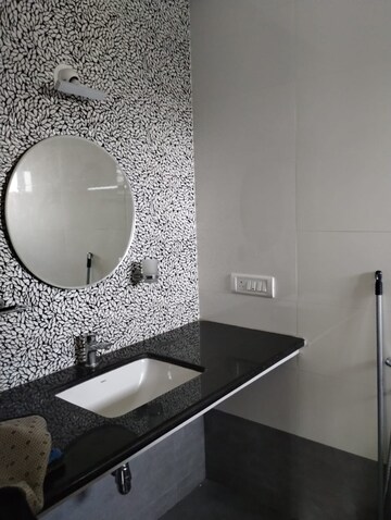 Bathroom in 2 BHK Apartment at Saligao – for Rent