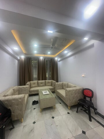 Living Room in 2 BHK Apartment at Lavanya Apartments, Sector 62 – for Rent