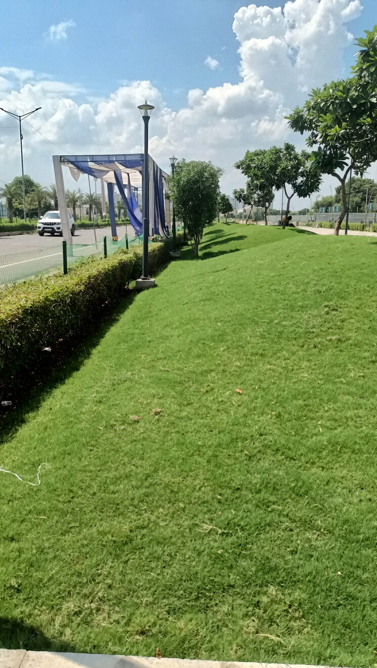 Master Bedroom, bptp-district-phase-2 3 Bedroom 1350 Sq.Ft. Builder Floor In Sector 84 Faridabad 7893516