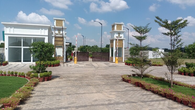 Exterior View, bptp-district-phase-2 3 Bedroom 1350 Sq.Ft. Builder Floor In Sector 84 Faridabad 7893516