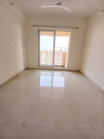 2 BHK Apartment For Rent in Shree Tirupati STG Signature Residency, Ghodbunder Road