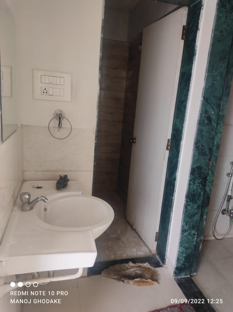 Bathroom, dsk-meghmalhar-phase-ii 1 Bedroom 620 Sq.Ft. Apartment In Sinhagad Road Pune 7893491