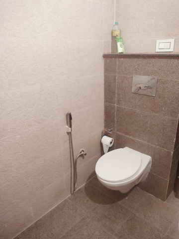  6 BHK Apartment at Shri Sai Royal, Jp Nagar – for Sale