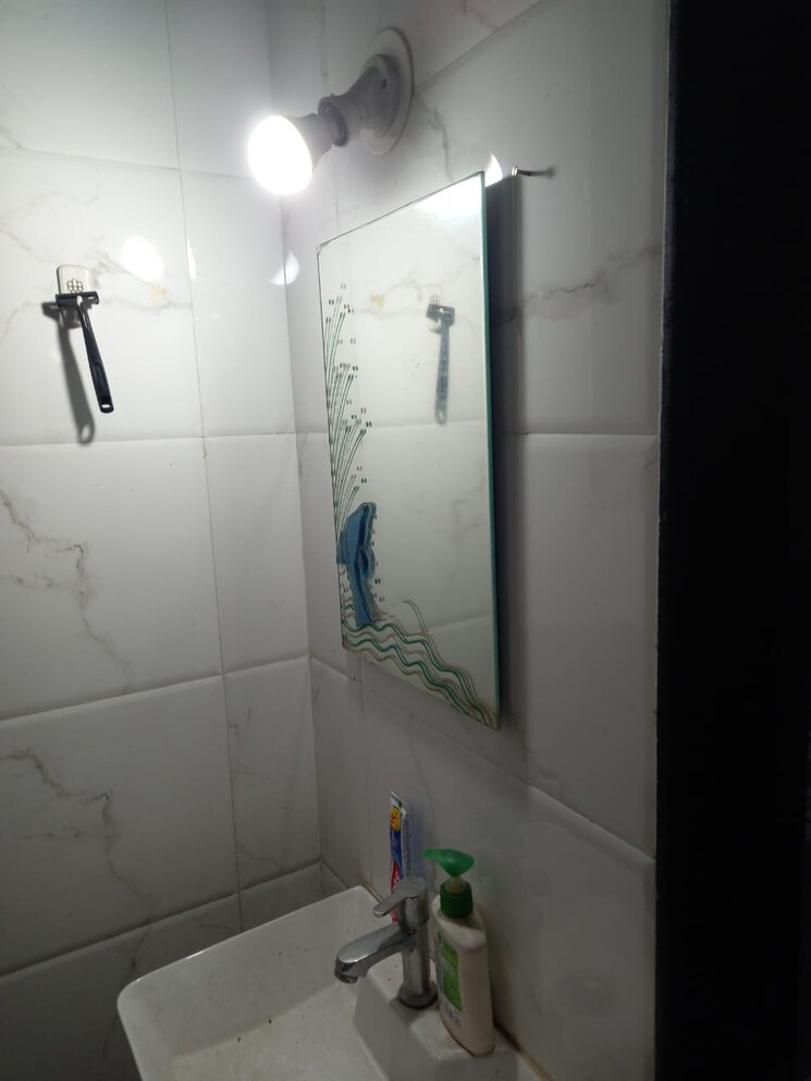 Bathroom, raj-park-chs 1 Bedroom 450 Sq.Ft. Apartment In Kalwa Thane 7893540