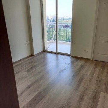 2 BHK Apartment For Rent in Godrej Meridien, Sector 106