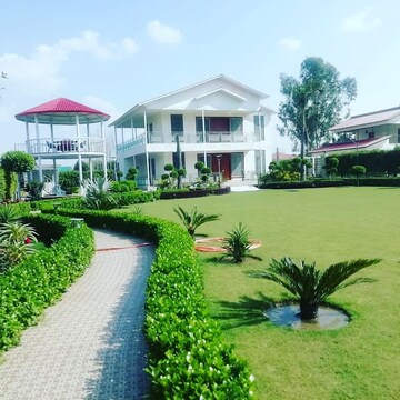 3 BHK Villa – Exterior View View at Sector 135 - for Sale