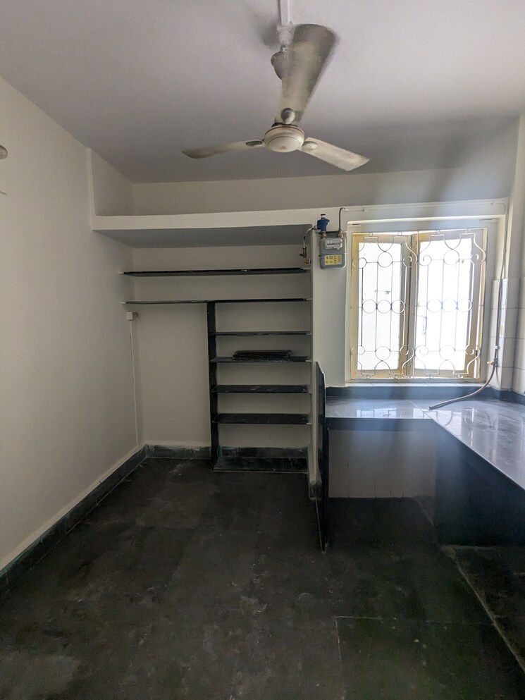 Room, chavandai-complex 1 Bedroom 650 Sq.Ft. Apartment In Kalwa Thane 7893618