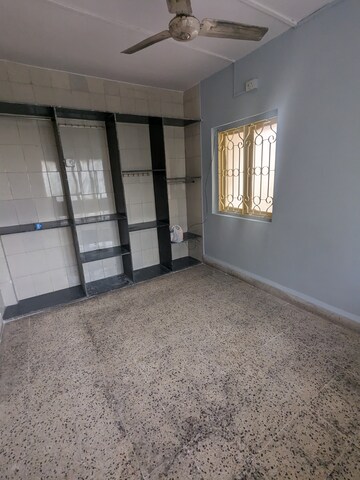 Room in 1 BHK Apartment at Chavandai Complex, Kalwa – for Rent