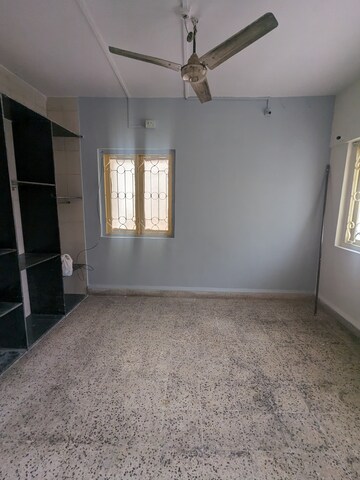 Room in 1 BHK Apartment at Chavandai Complex, Kalwa – for Rent