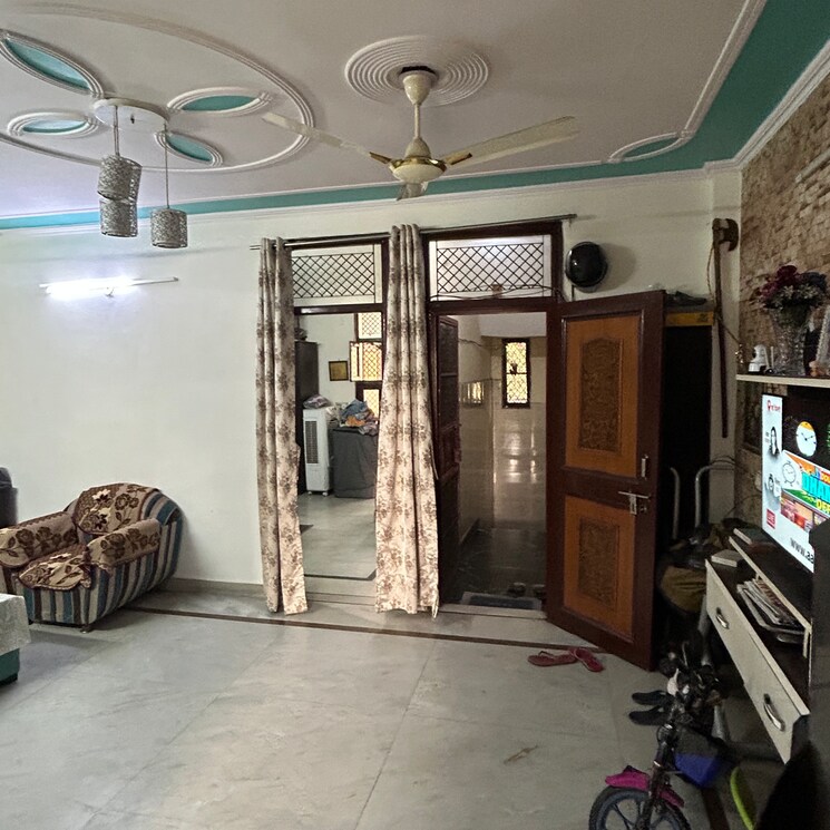 Living Room, shastri nagar 3 Bedroom 900 Sq.Ft. Builder Floor In Shastri Nagar Delhi 7893763