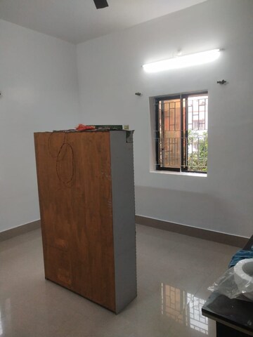 Room in 3 BHK Independent House at Harmu – for Rent