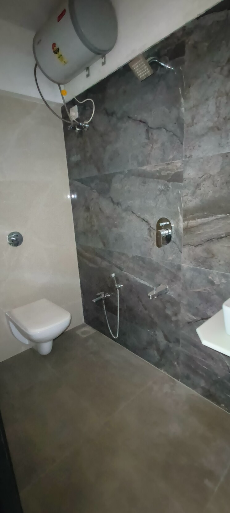 Bathroom, borivali west 1 Bedroom 450 Sq.Ft. Apartment In Borivali West Mumbai 7893765