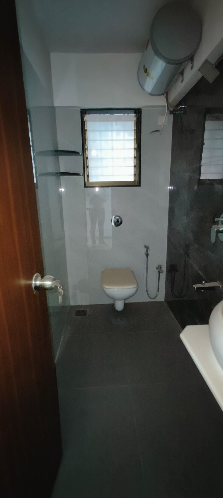 Bathroom, borivali west 1 Bedroom 450 Sq.Ft. Apartment In Borivali West Mumbai 7893765