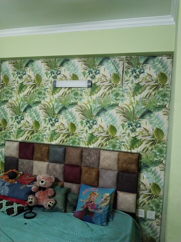 Room in 2 BHK Apartment at Sector 121 – for Rent