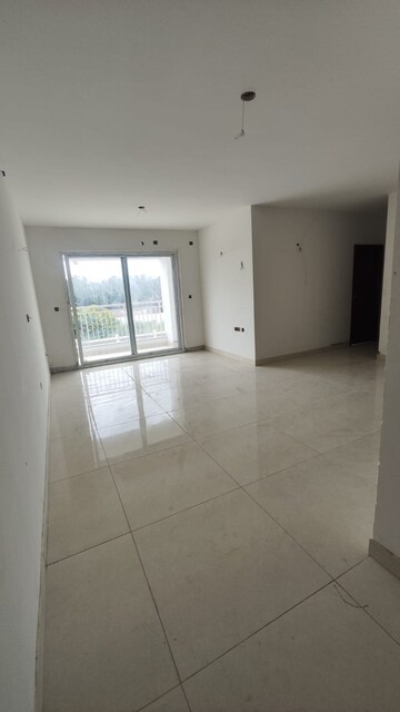 Room in 2 BHK Apartment at Puravankara Purva Promenade, Hennur Road – for Sale