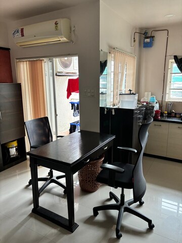 Master Bedroom in 1 BHK Apartment at Amanora Metro Tower, Hadapsar – for Rent