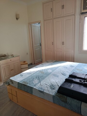 Bedroom in 3 BHK Builder Floor at Anand Vihar – for Rent