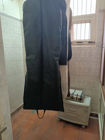 Bathroom in 3 BHK Builder Floor at Anand Vihar – for Rent